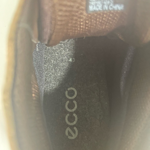 Men’s Ecco Boots - Picture 3 of 5